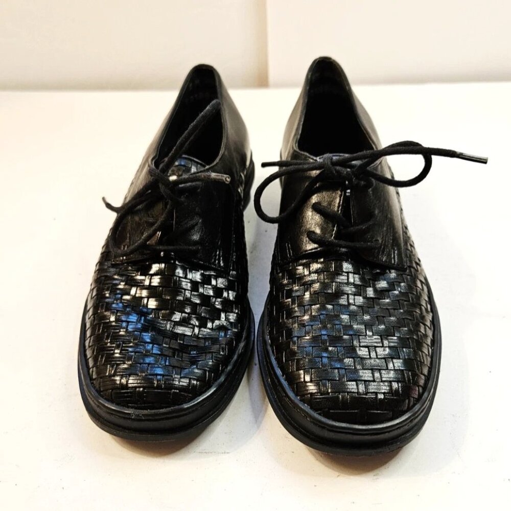 Trotters Hilda Basket Weave Oxford Sz 5 Black Woven Lace Up Preppy Academia EUC